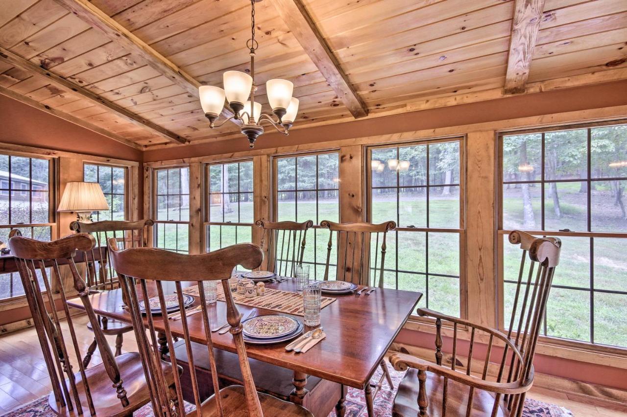 Creekside Berkeley Springs Cabin On 35 Acres! 외부 사진