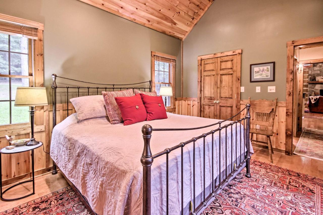 Creekside Berkeley Springs Cabin On 35 Acres! 외부 사진
