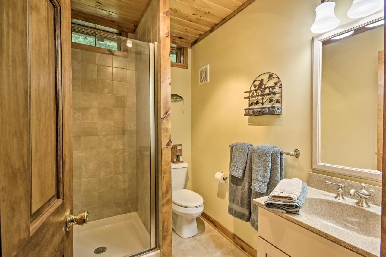 Creekside Berkeley Springs Cabin On 35 Acres! 외부 사진