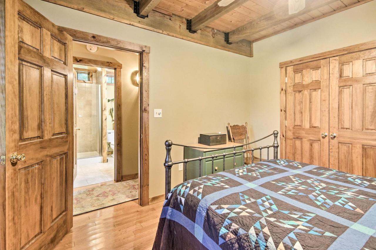 Creekside Berkeley Springs Cabin On 35 Acres! 외부 사진