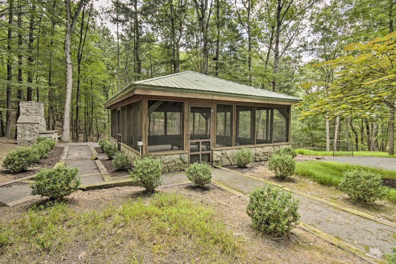 Creekside Berkeley Springs Cabin On 35 Acres! 외부 사진
